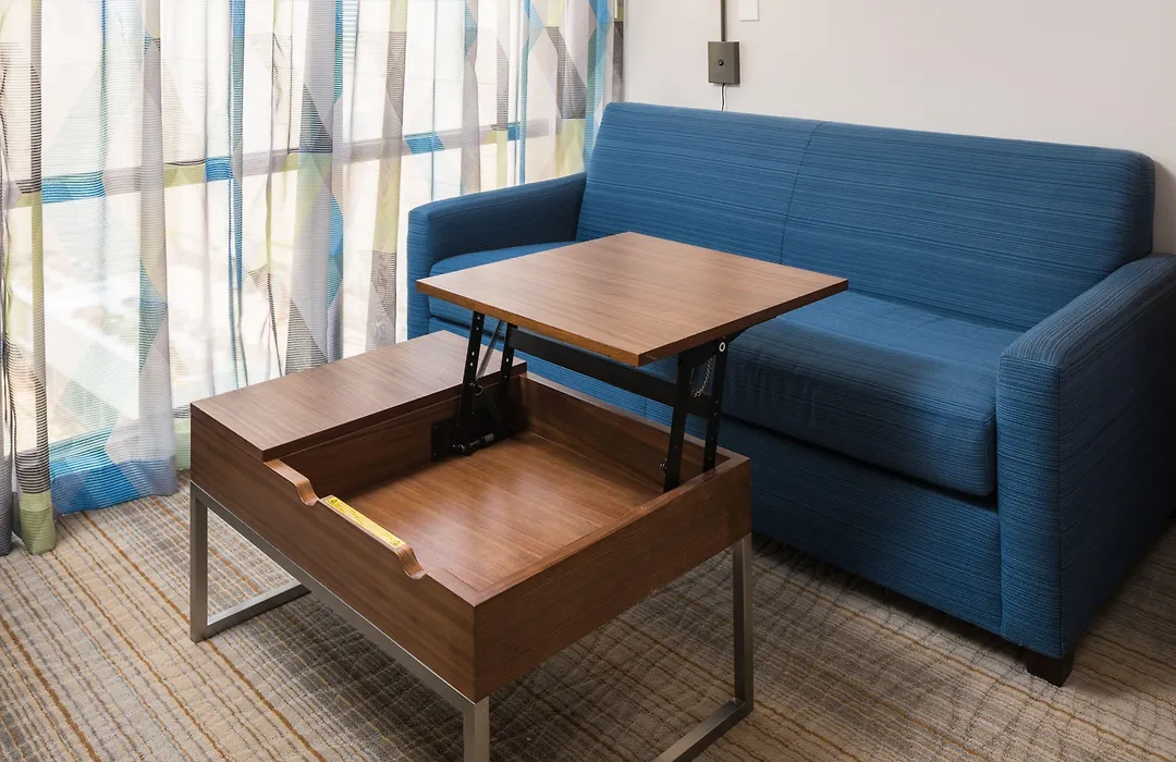 Holiday Inn Express & Suites Springfield By Ihg-1