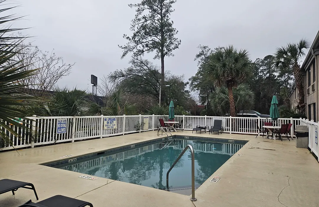 Surestay By Best Western Summerville Flowertown-1