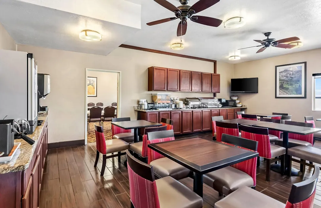 Comfort Inn Elko-1