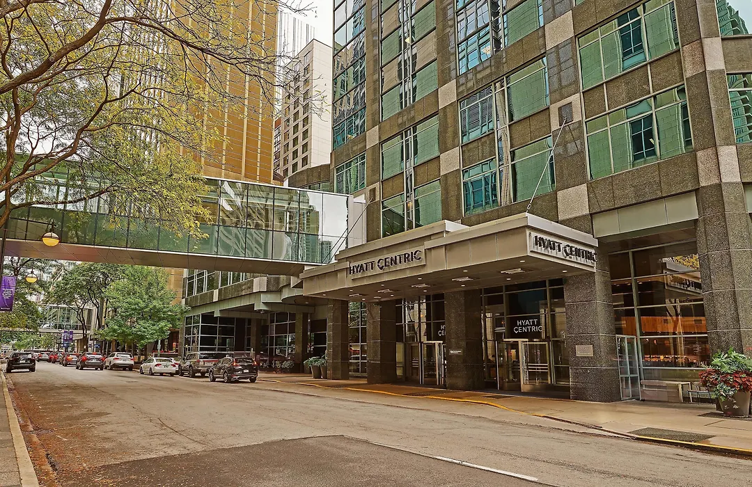 Hyatt Centric Chicago Magnificent Mile-1