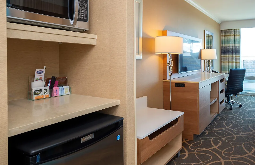 Hampton Inn & Suites, By Hilton - Vancouver Downtown-1