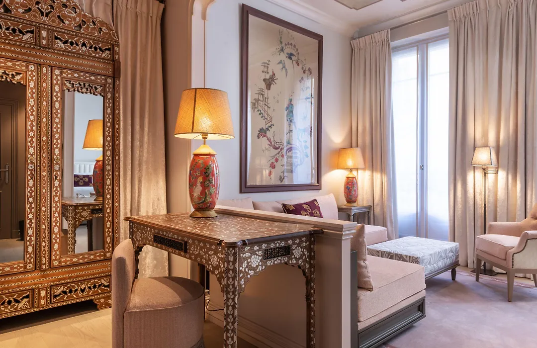 Hotel de Montesquieu-1