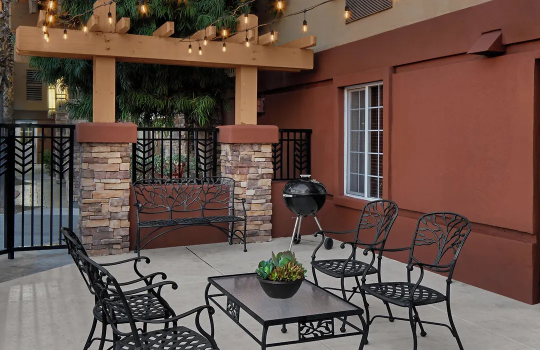 Larkspur Landing Extended Stay Suites Bellevue-1
