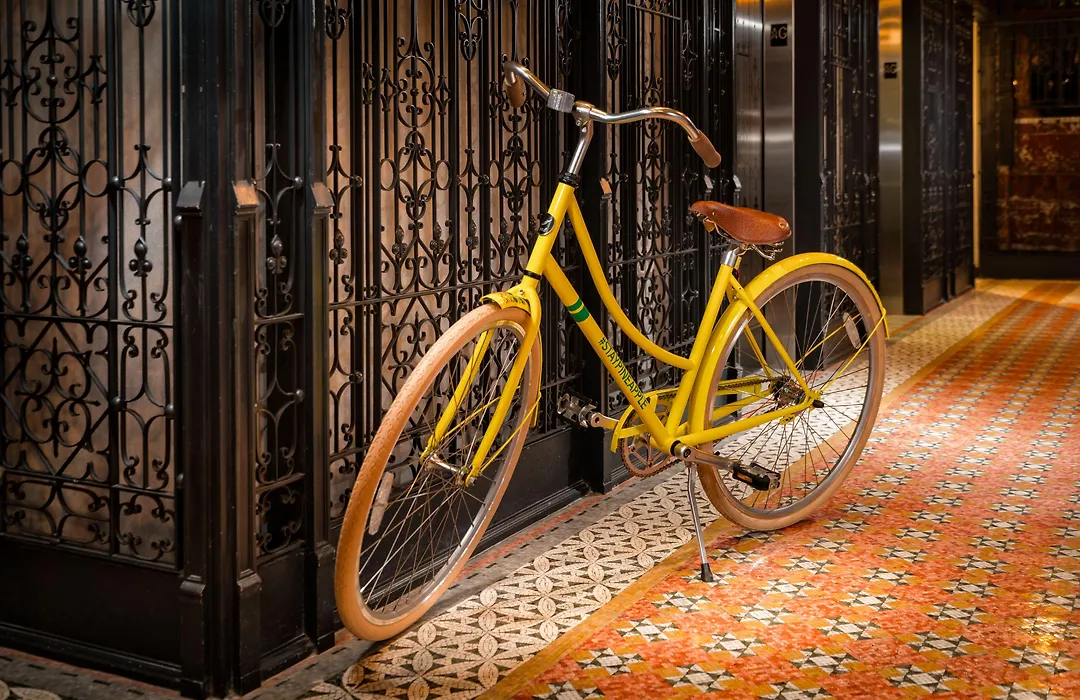 Staypineapple, An Iconic Hotel, The Loop-1
