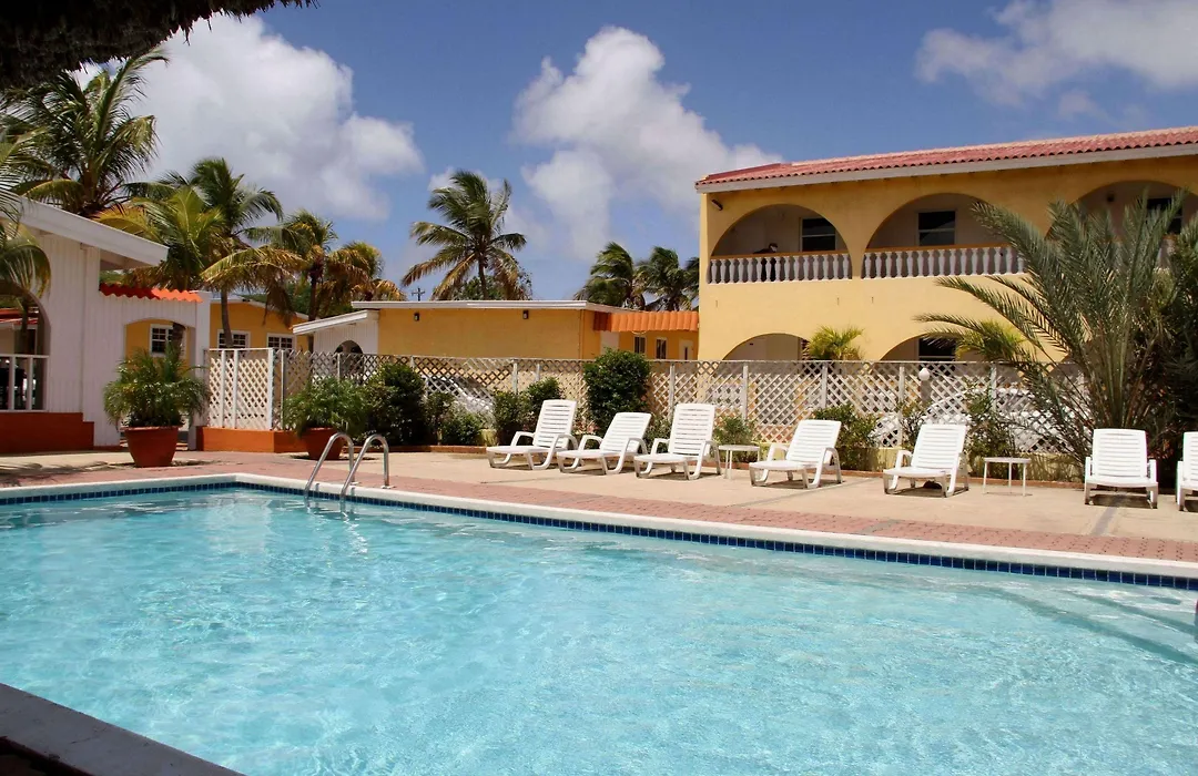 Coconut Inn-1