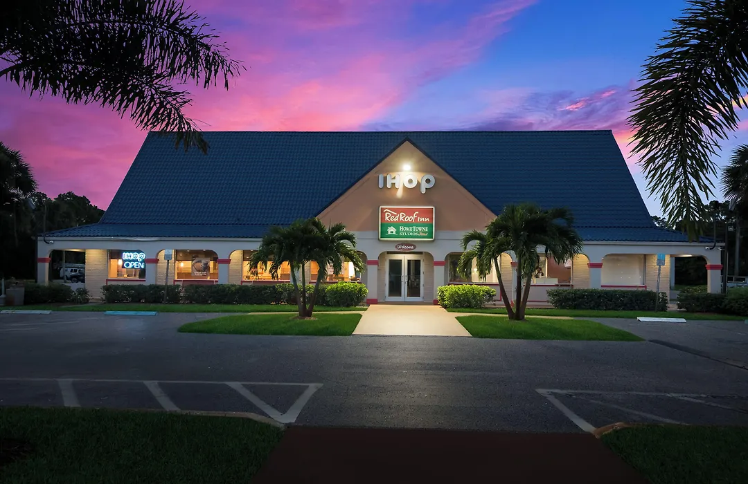 Hometowne Studios By Red Roof Vero Beach - I-95-1