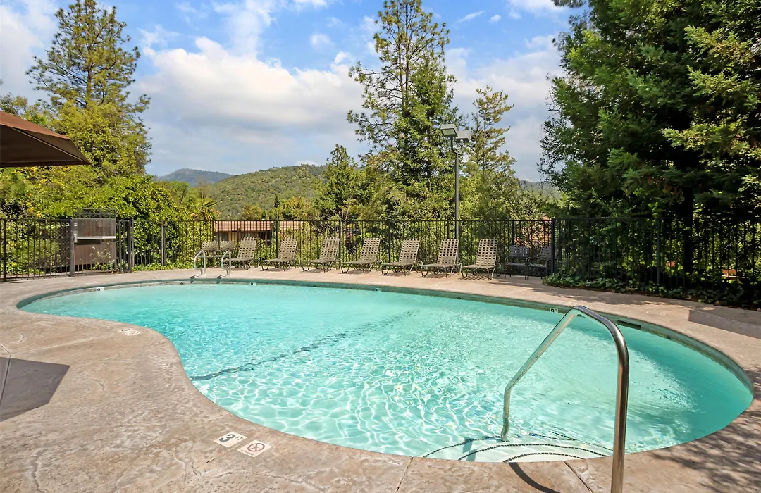 Best Western Plus Yosemite Gateway Inn-1