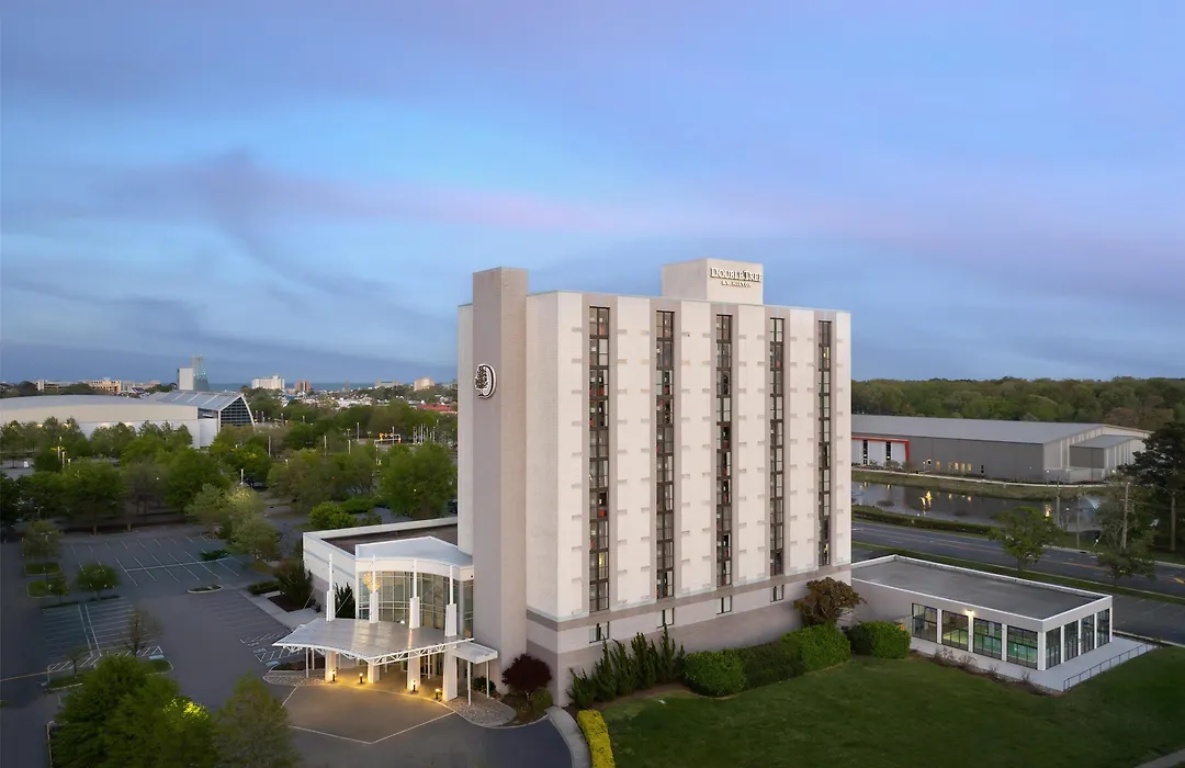 Doubletree By Hilton Virginia Beach-1