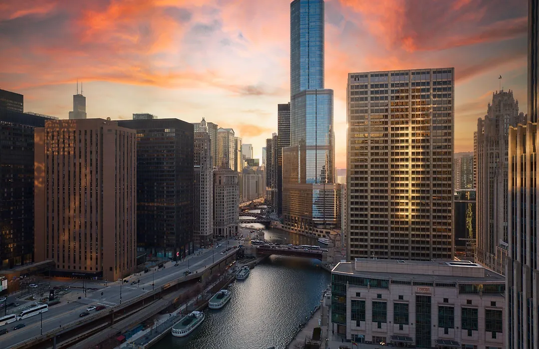 Sheraton Grand Chicago Riverwalk-1