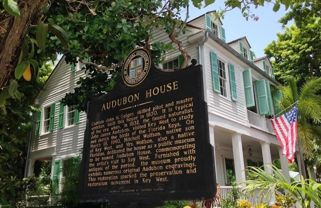 Amsterdam'S Curry Mansion Inn-1