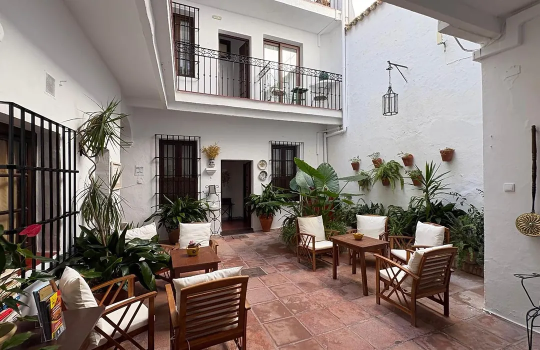 Hostal Gran Capitan-1