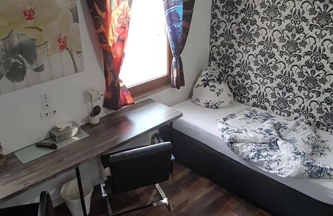 BoardingHouse Sinsheim zentral am Burgplatz-1