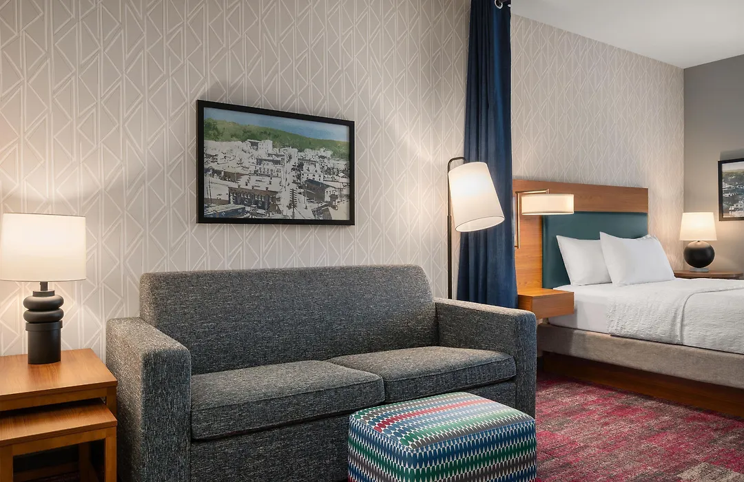 Home2 Suites By Hilton Middletown-1