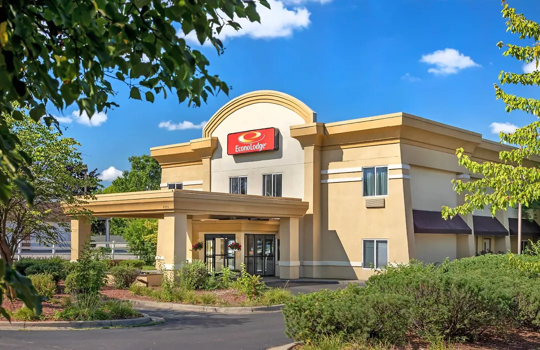 Quality Inn & Suites Ann Arbor Hwy 23-1