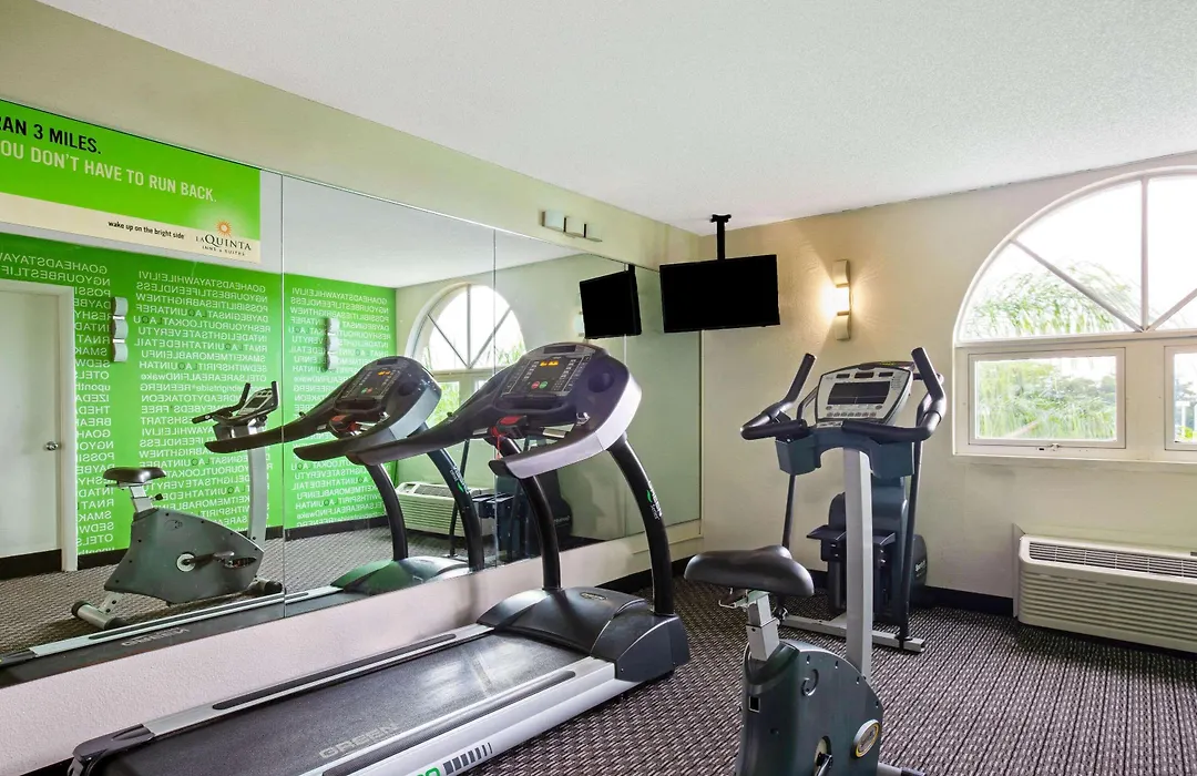 La Quinta By Wyndham Miami Lakes-1