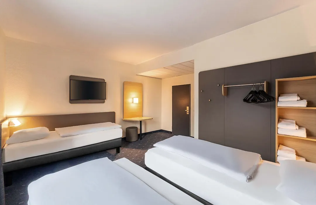 ibis Duisburg Hauptbahnhof-1