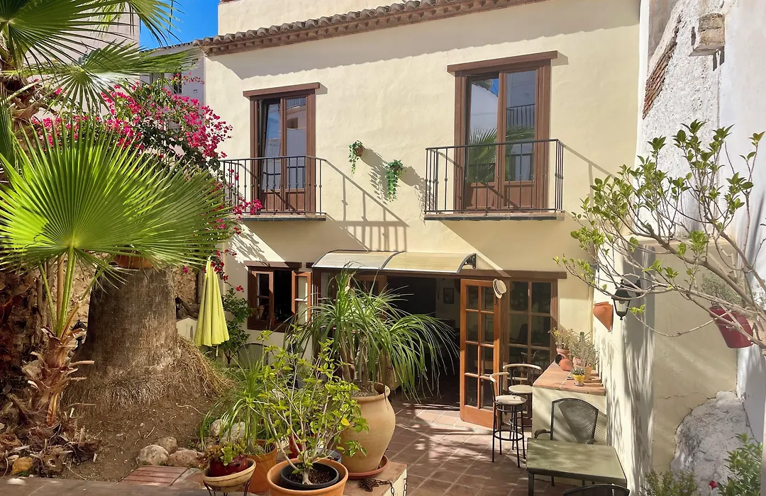 Boutique Hostal Lorca-1
