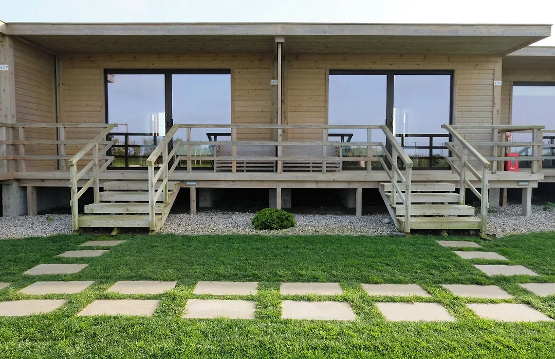 Penichepraia - Bungalows, Campers & Spa-1