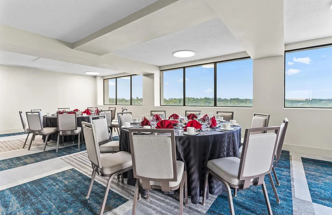 Hilton Arlington National Landing-1