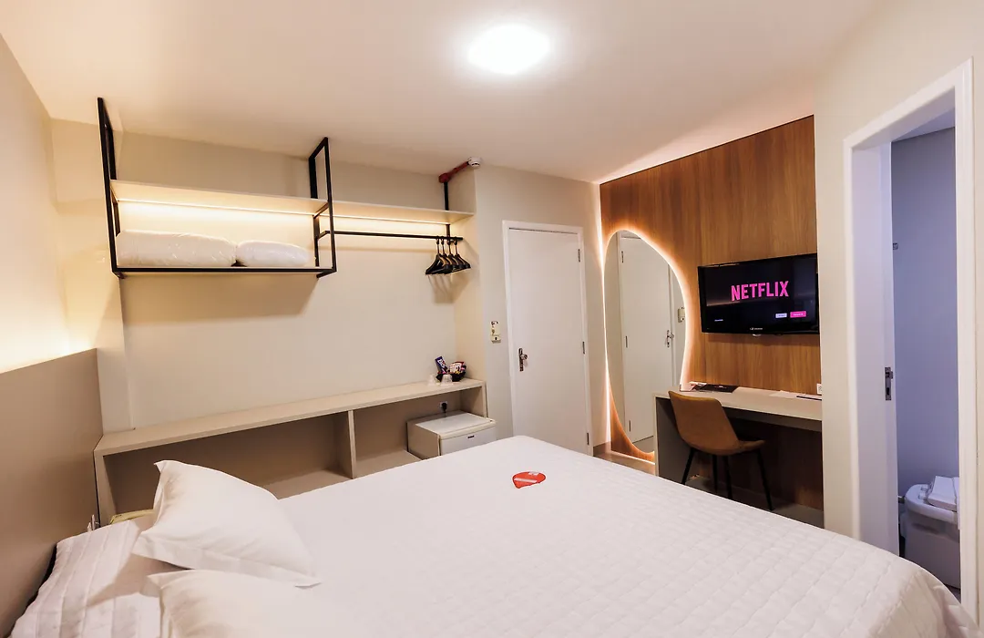 Tonello Business Hotel-1