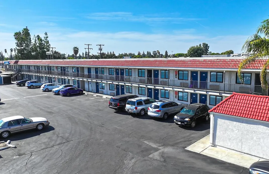 Bridgeview Hotel-1