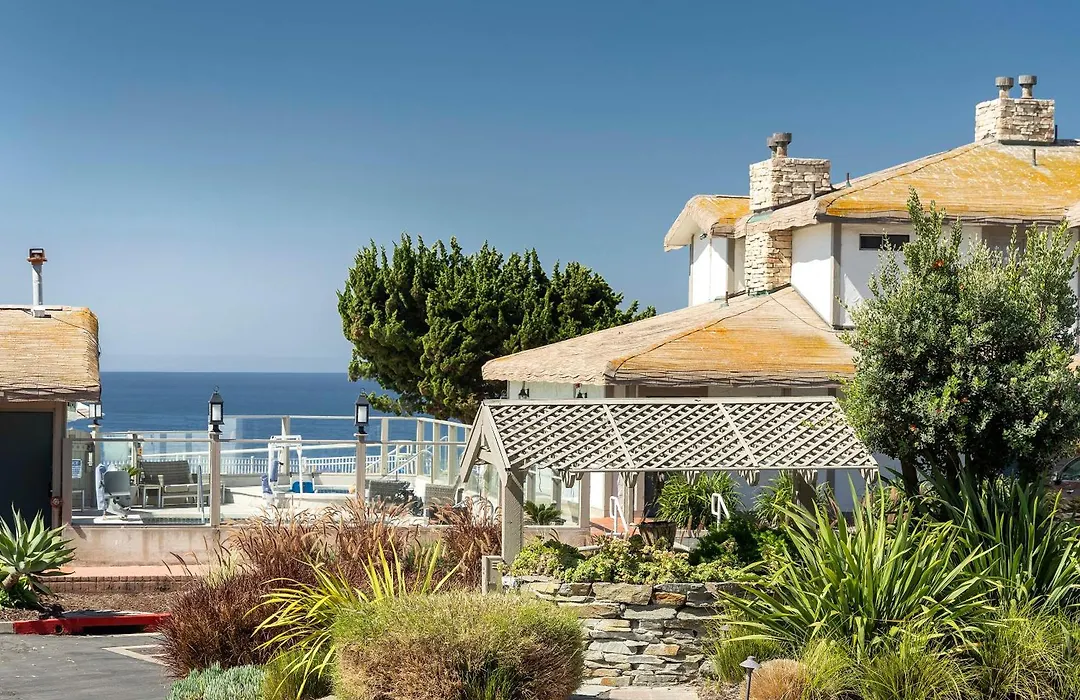 Cottage Inn By The Sea-1