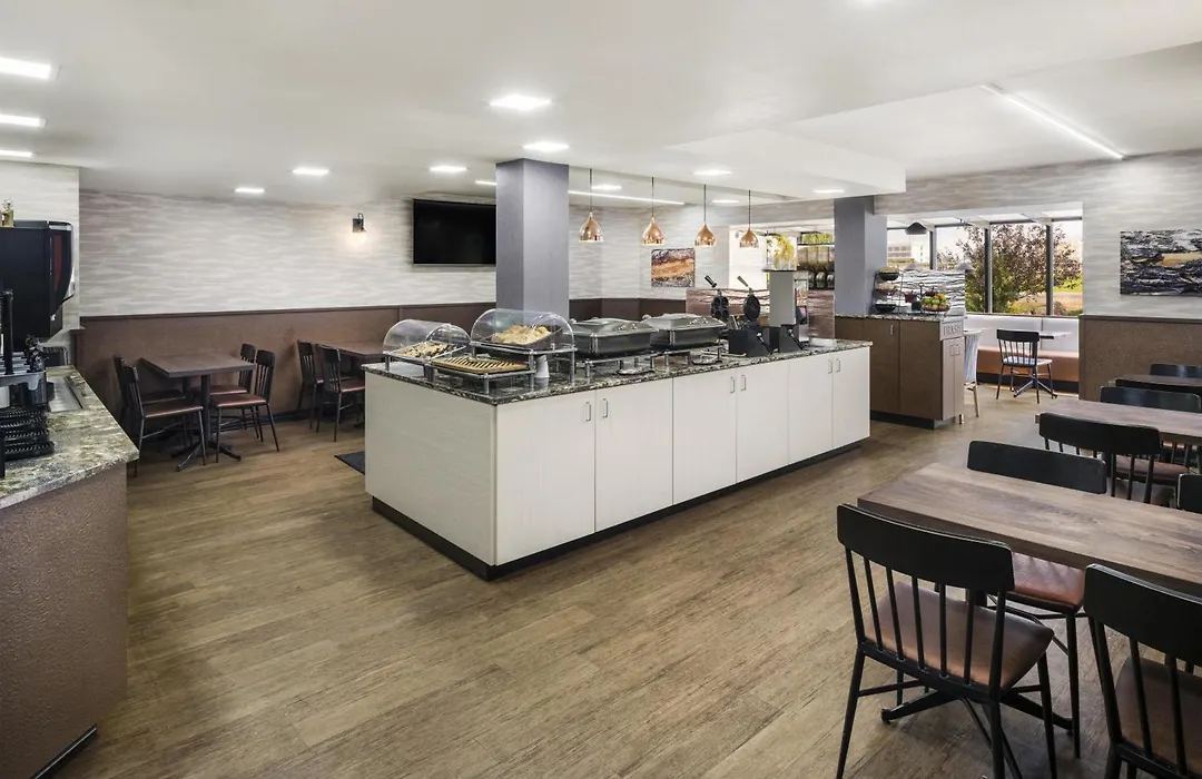 Best Western Plus Butte Plaza Inn-1