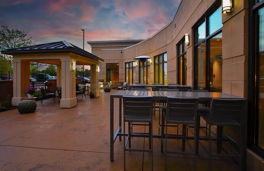 Hilton Garden Inn Akron-1