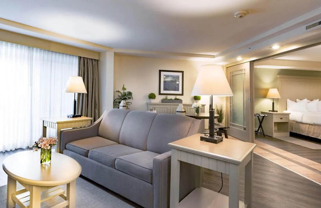 1000 Islands Harbor Hotel-1