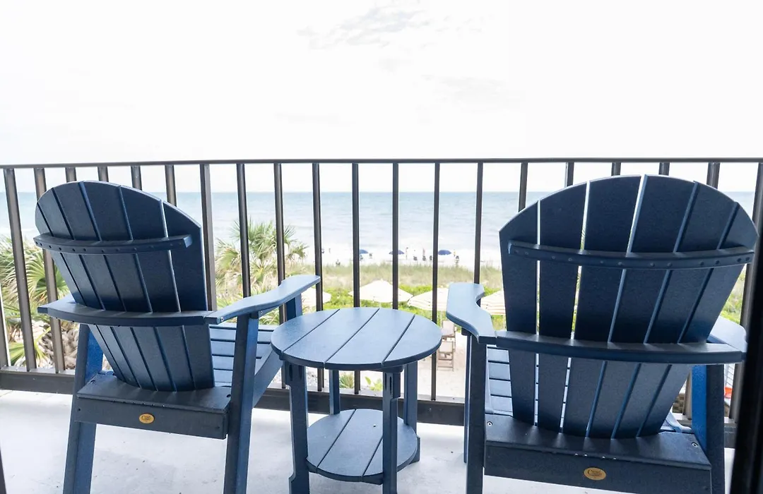 Crystal Coast Oceanfront Hotel-1