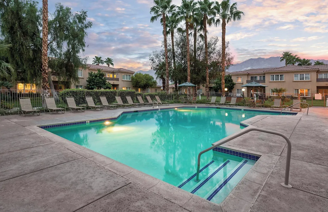 Worldmark Cathedral City-1