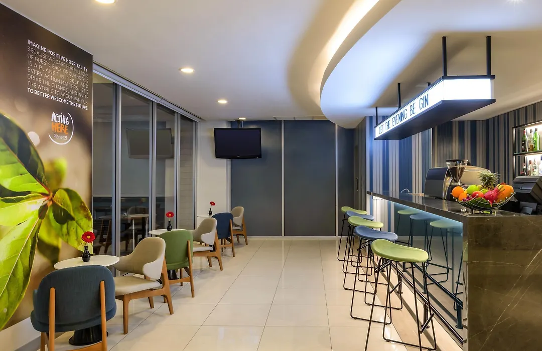 Ibis Bangkok Sathorn-1