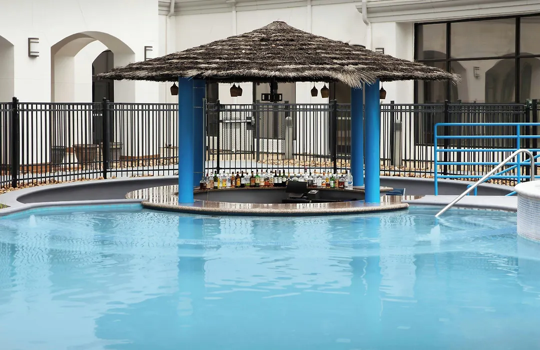Courtyard By Marriott San Antonio Seaworld Westover Hills-1