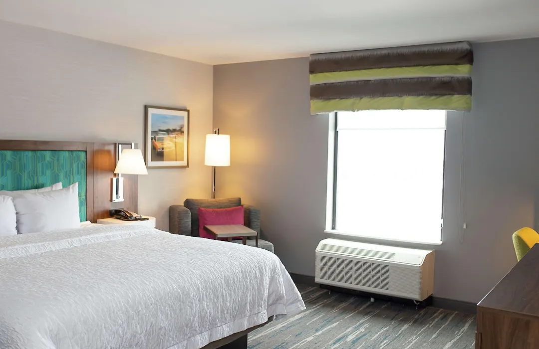 Hampton Inn And Suites Dundee-1