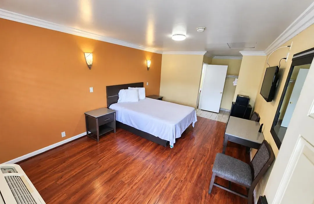 Covina Motel-1