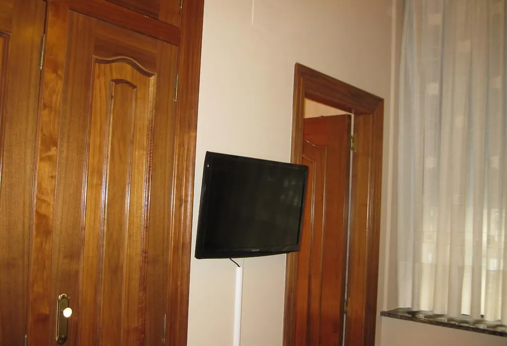 Hostal Granada-1