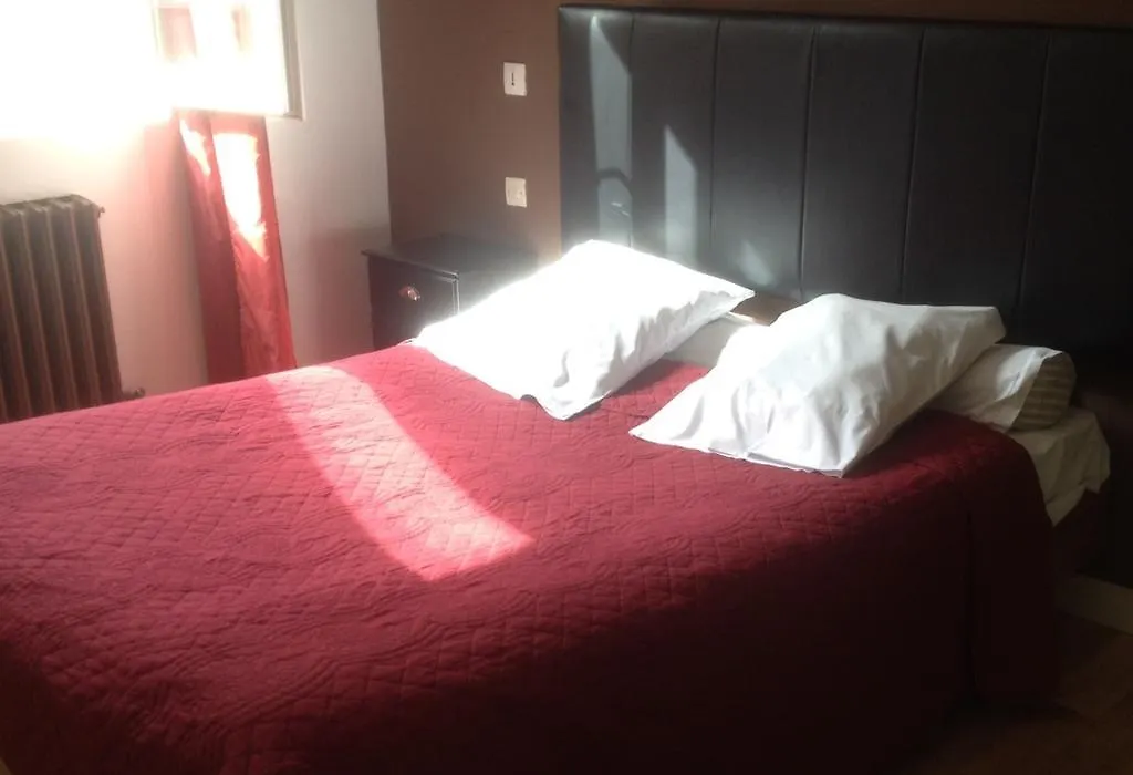 Hotel Moderne-1