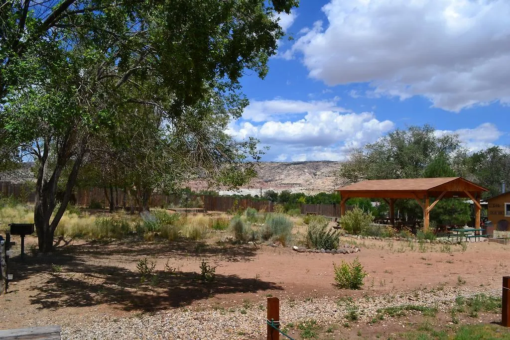 Escalante Outfitters-1