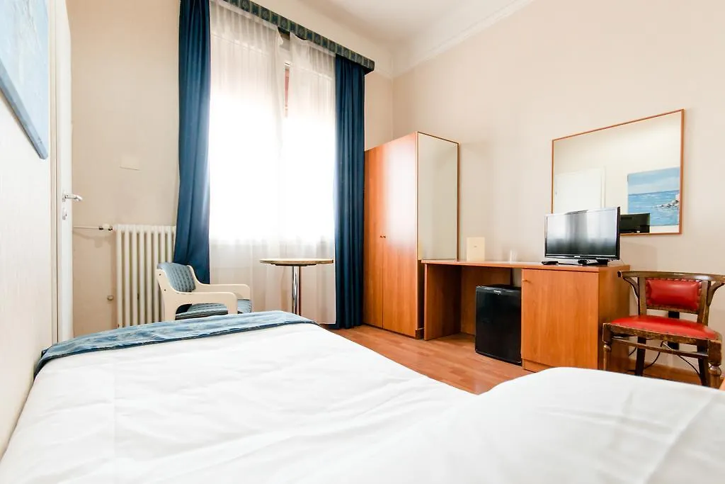 Hotel Centrale-1