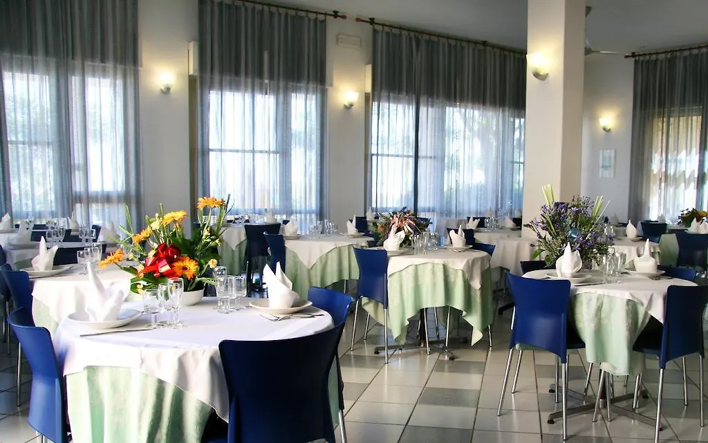 Hotel Excelsior-1