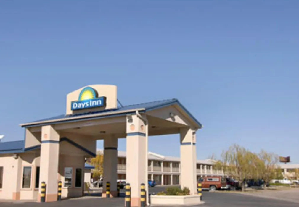 Days Inn By Wyndham Deming-1