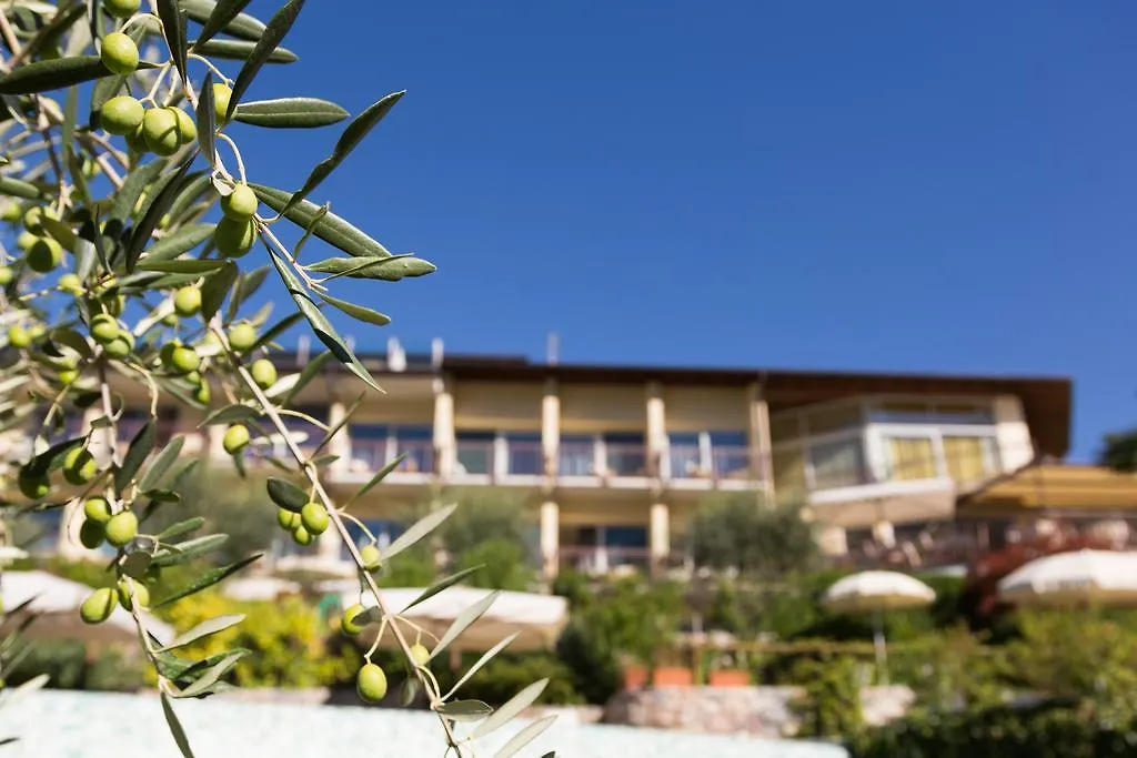 Hotel Maximilian-1