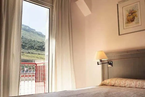 Hotel Manzanil-1