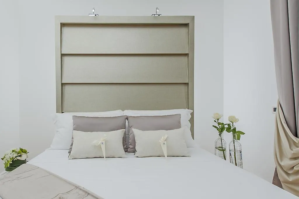 Vatican Style Suite-1