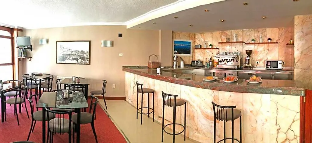 Hotel La Ronda-1