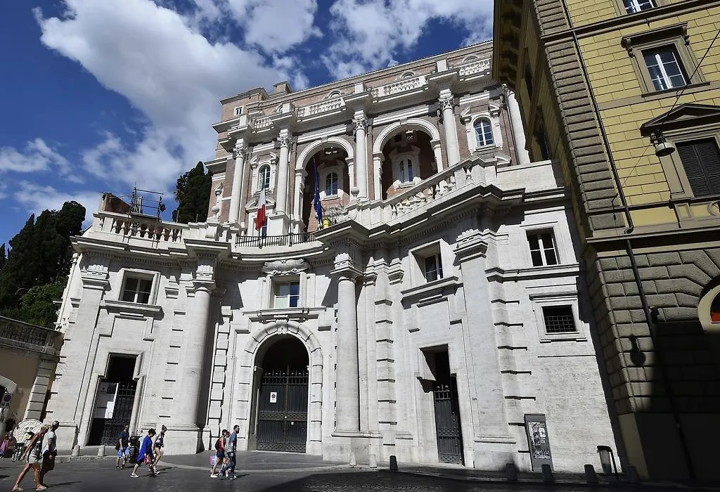 Al Centro Storico Di Roma-1