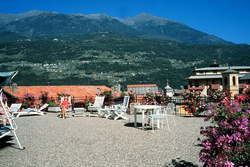 Hotel Margna-1