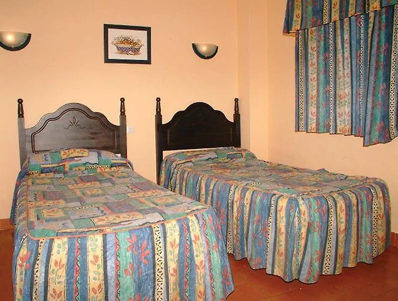 Apartamentos Buensol-1