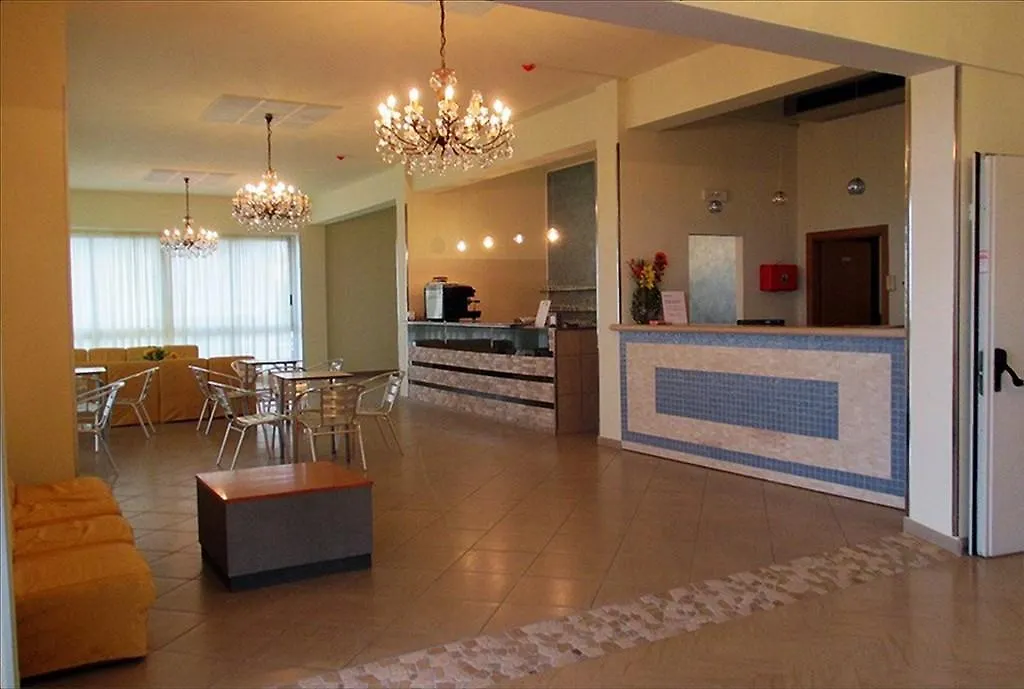Hotel Moja-1