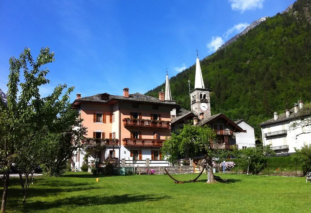 Tre Alberi Liberi-1